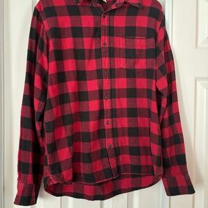 Field & Stream Red and Black Flannel Buffalo plaid Checkered Men's Shirt